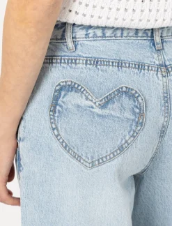 Wide-leg Jeans