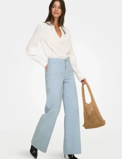 Wide-Leg Jeans