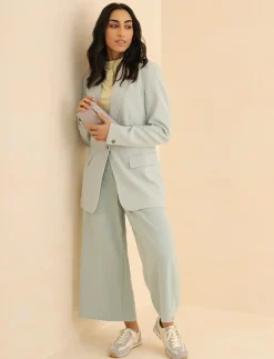 Wide-leg Pull-on Pants