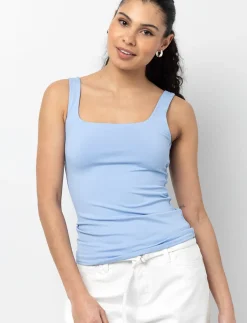 Wide-strap Tank Top